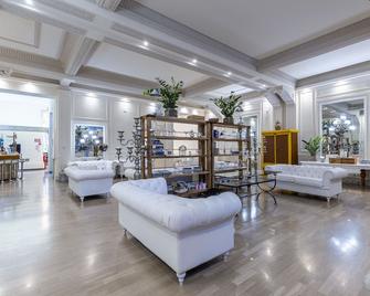 Hotel Columbia Wellness & Spa - Montecatini Terme - Lobby