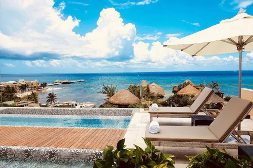 Singular Joy Downtown Residences