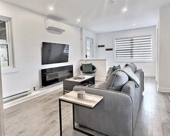 Le domaine du Sous-bois - Près de tout ! - Saint-Faustin-Lac-Carré - Living room