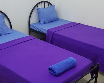 Stay Tuned - Kuching - Bedroom