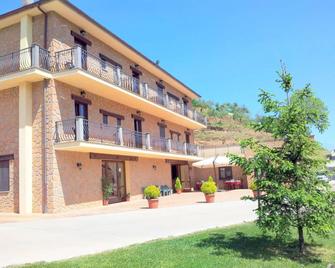 Agriturismo La Rocca dei Briganti - Artena - Gebäude