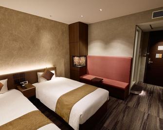 Ginza International Hotel - Tokyo - Bedroom