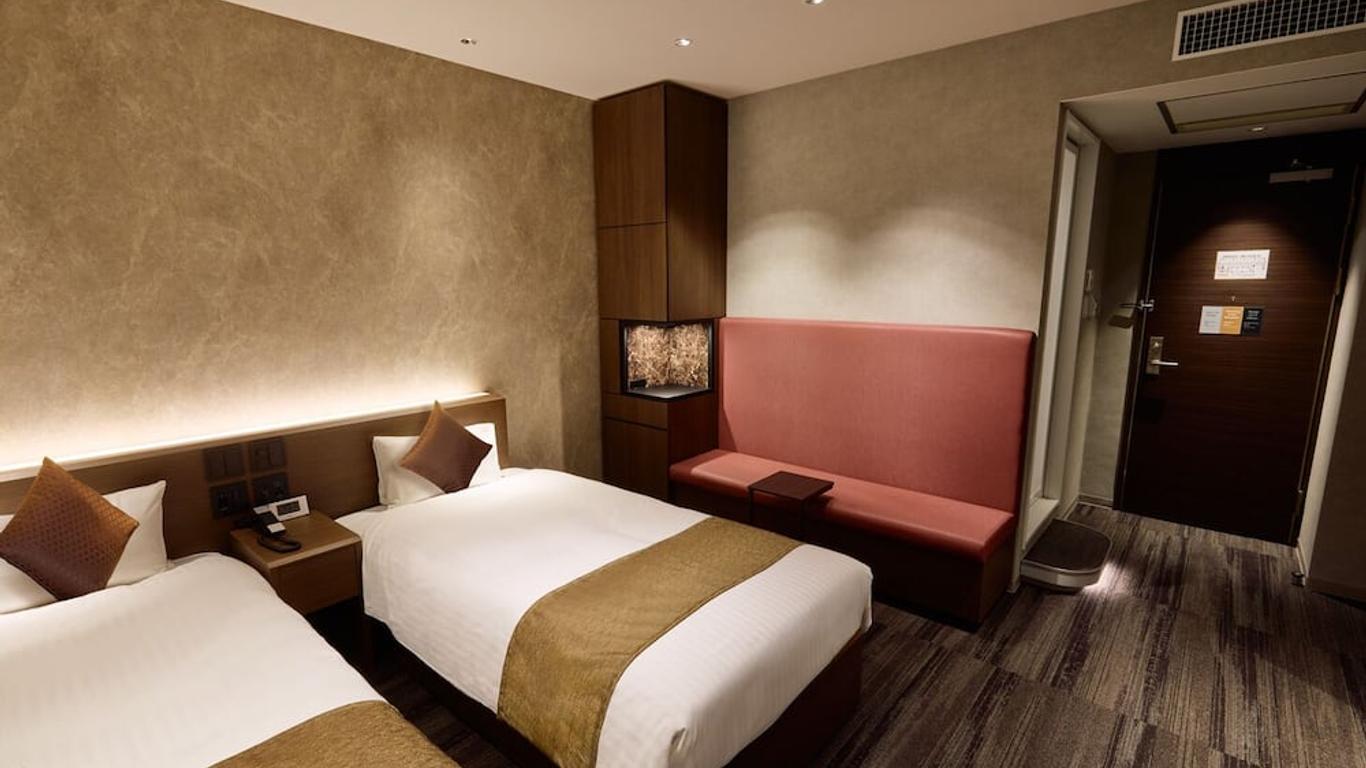 جينزا إنترناشونال هوتل