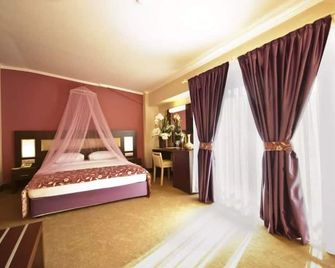white lilyum hotel - Kemer