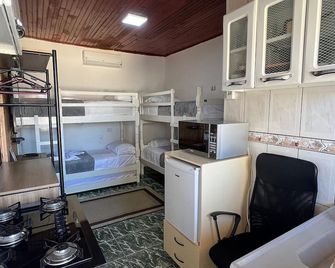 Pousada Luziânia - Conforto no Centro da Cidade - Luziânia - Cozinha