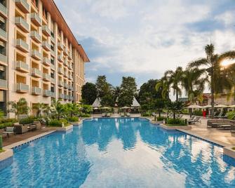 Resorts World Sentosa - Hotel Ora - Singapur - Alberca