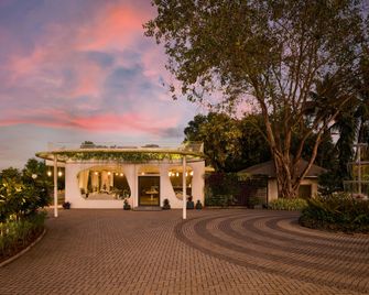 The Fern Seaside Luxurious Tent Resort Daman, Series by Marriott - Daman - Building