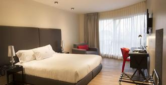 Regency Way Montevideo Hotel - Montevideo - Chambre