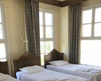 Antik Ridvan Hotel - Cesme - Bedroom