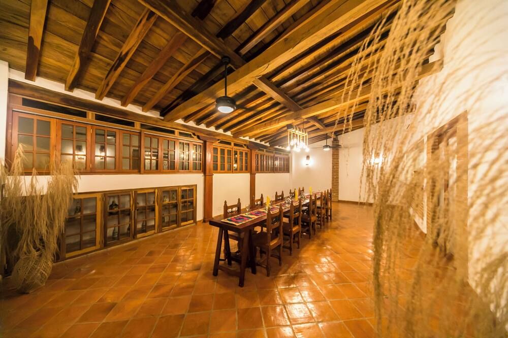 Bohemia Hotel Boutique - Mompos