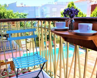 Foca 1887 Otel - Foça - Balcón