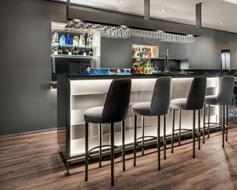AC Hotels by Marriott Badajoz - Badajoz - Bar
