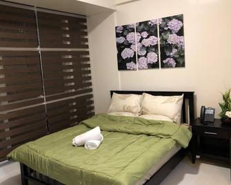 Twin Oaks Place, Cozy Studio Unit Across Edsa Shangrila - Mandaluyong - Bedroom