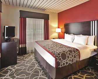 La Quinta Inn & Suites by Wyndham Elkview - Charleston NE - Elkview - Bedroom