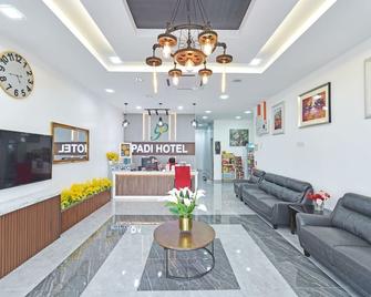 Capital O 90882 Padi Hotel - Alor Setar - Receptie