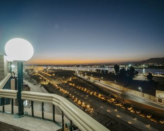 Queens Valley Hotel - Louxor