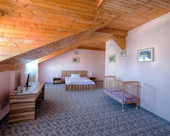 Hotel Eden - Sibiu - Bedroom