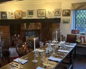 Bed and Breakfast Dunsfold - Godalming - Restaurace