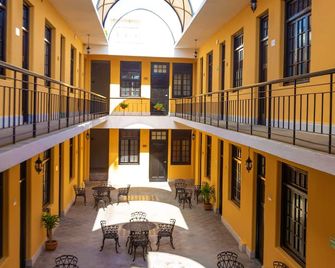 Hotel La Nacional By Kavia - Mérida - Pasillo