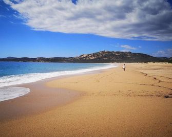 Propriano Chalet near Sandy Beaches - Propriano - Plage