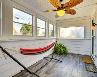 Game Room And Fire Pit West Mifflin Home - West Mifflin