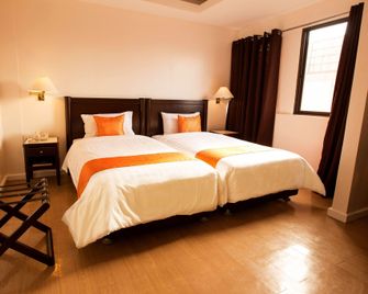 Harbor Town Hotel - Iloilo City
