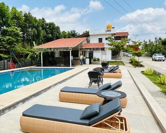 Echoes Retreat - Chikkaballapur - Pool