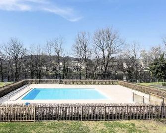 Apartment in Argentat sur Dordogne 300 m from the village - Baby equipment - Argentat-sur-Dordogne - Pool