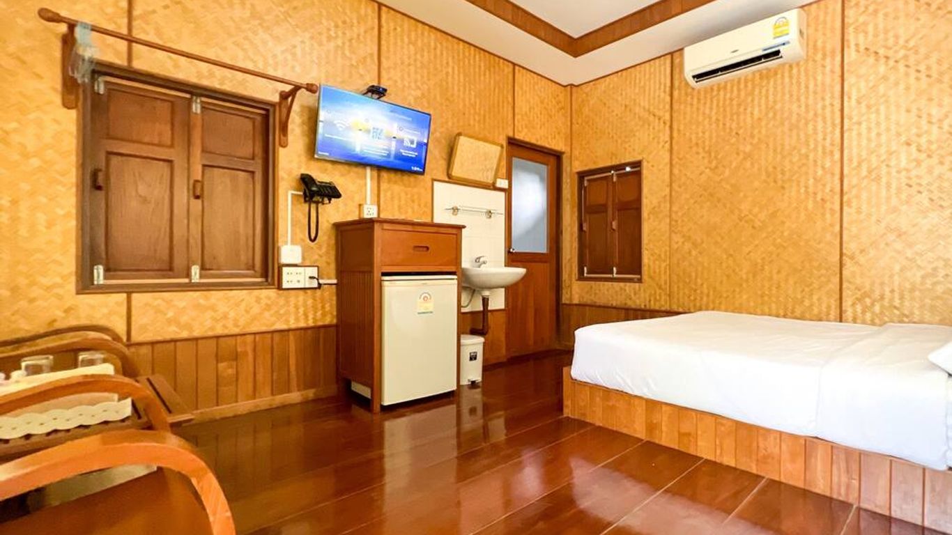 Baan Siriporn Resort