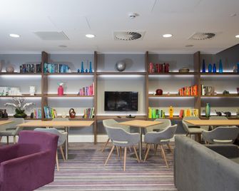 Staybridge Suites Birmingham By IHG - בירמינגהם - טרקלין