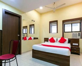 紅棕櫚酒店 - 孟買 - 孟買 - 臥室