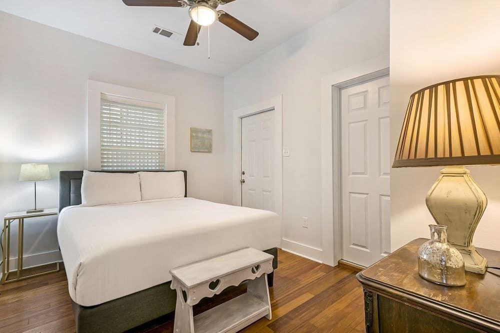 Spacious 5 Bedroom Near Magazine St & Uptown - New Orleans - Yatak Odası