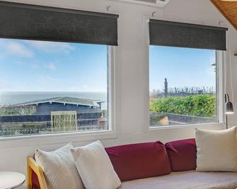 Nice home in Esbjerg V - Esbjerg - Wohnzimmer