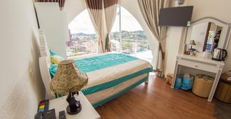 Hostel Queen - Dalat - Bedroom