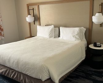 Fairfield Inn by Marriott Richmond - New Paris - Bedroom
