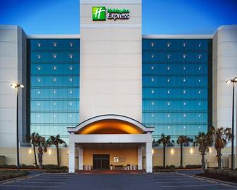 Holiday Inn Express Hotel & Suites Va Beach Oceanfront, An IHG Hotel - Virginia Beach - Building