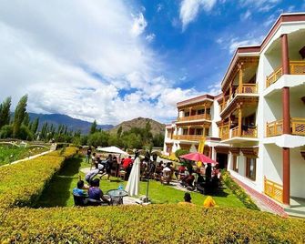 Hotel Trikaya Ladakh - Leh - Vista esterna