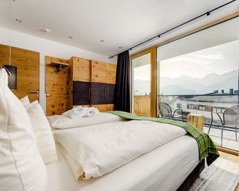 Hotel Sedona Lodge - 費斯 - 臥室
