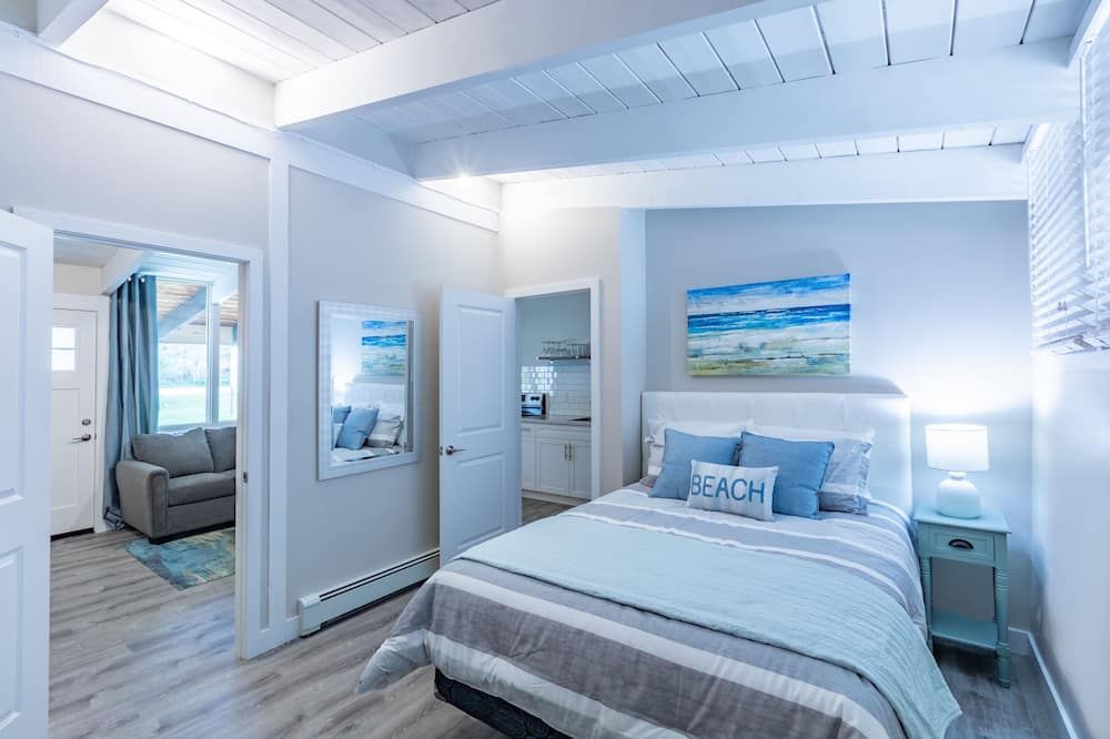 Boutique Suite #7 - The Blue Mountains - Bedroom