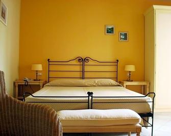 Villa Elite - Limone sul Garda - Schlafzimmer