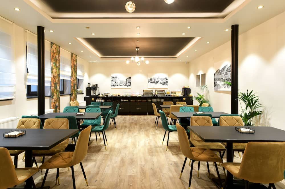 برينز جريجور - براسوف - مطعم