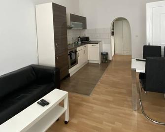central city apartment - Hannover - Sala de estar