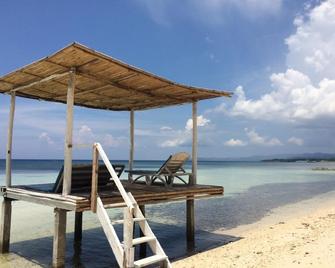 Blue Wave Inn - Siquijor - Playa