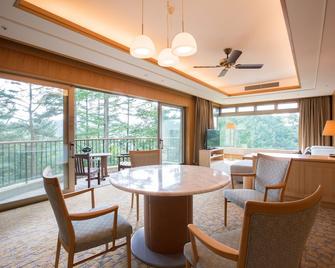 Karuizawa Asama Prince Hotel - Karuizawa - Dining room