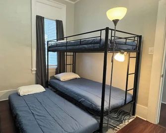 The Modern Victorian - Uniontown - Slaapkamer