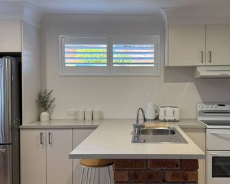 Relaxed guest house near Werri Beach - Gerringong - Küche