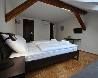 Atticus B&B - Liubliana - Habitación