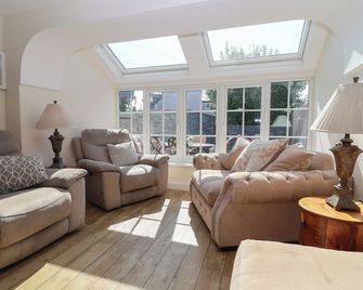 Rosebank Cottage, Pet Friendly, Luxury Holiday Cottage In Mortehoe - Woolacombe - Living room
