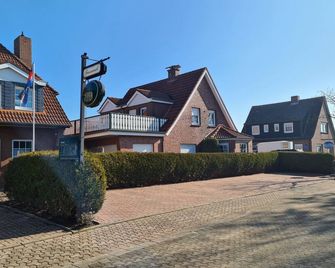 Hotel-Pension Friesenruh - Bensersiel