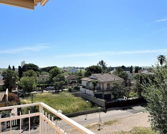 Apto. Temporda 3c - Piscina Comunitaria, Wifi, Terraza De 20m2 Con Fantasticas Vistas. - Es-89-114 - Sant Pere Pescador - Balcony